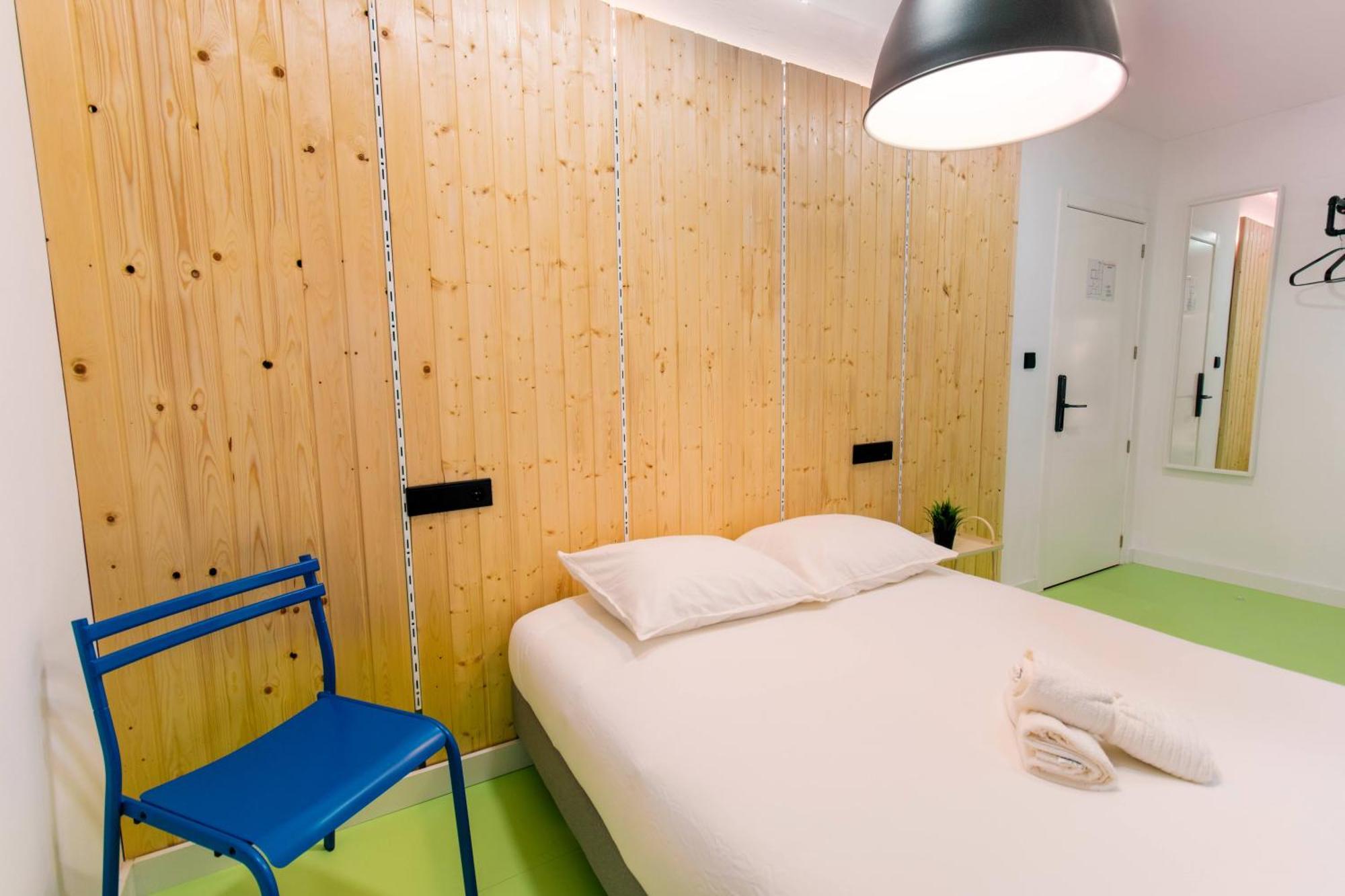 Koala Hostel Mercado Аликанте Экстерьер фото