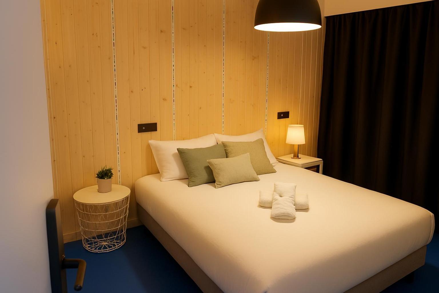 Koala Hostel Mercado Аликанте Экстерьер фото